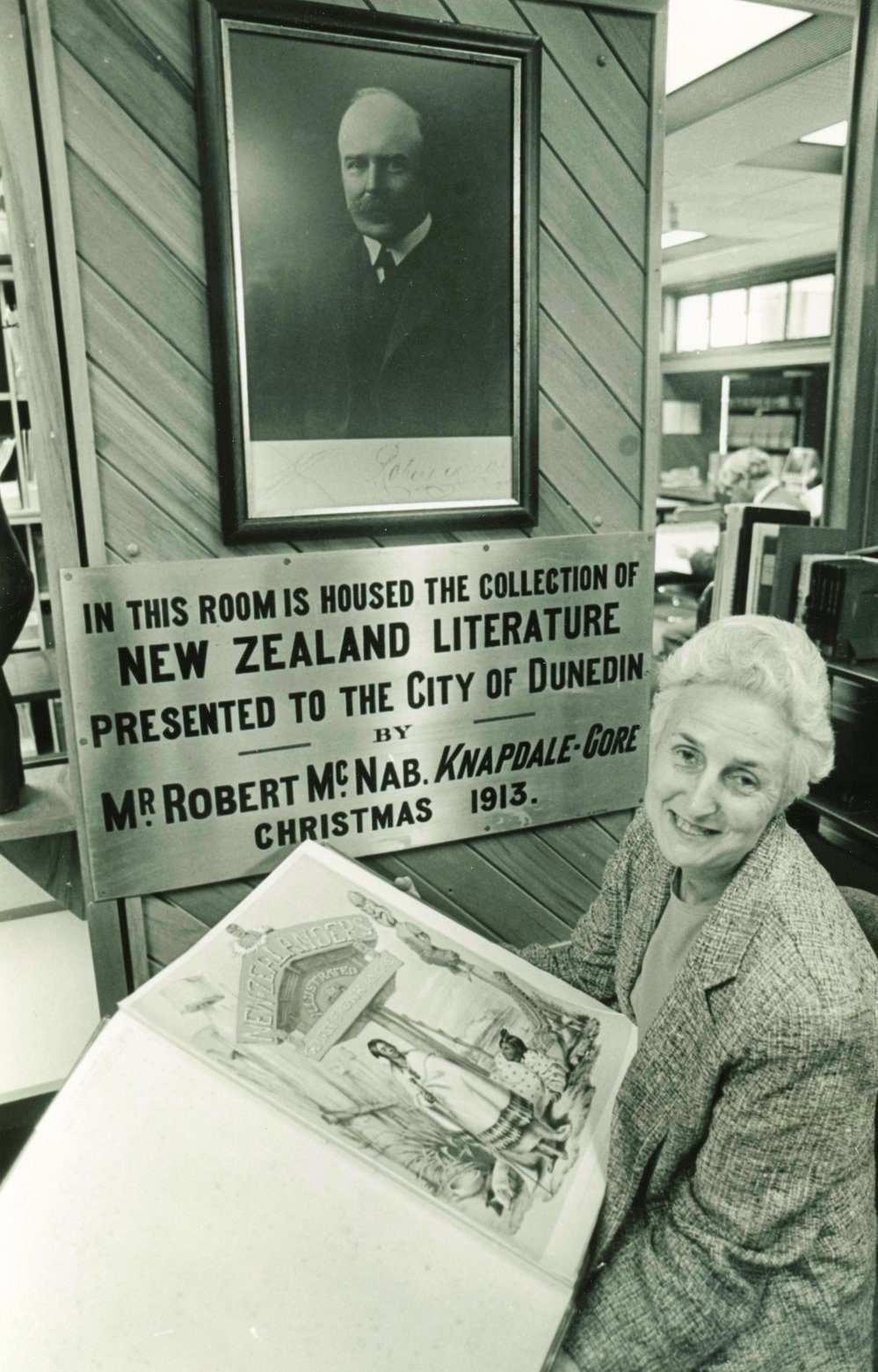 New Zealand Literature