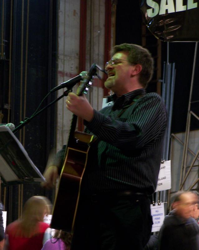 Paulusthebrit Performing Live