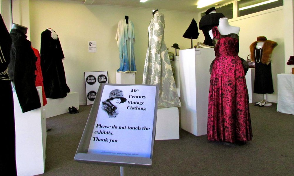 20th Century Vintage Clothing