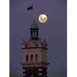 Moon over the Dunedin Railway Station