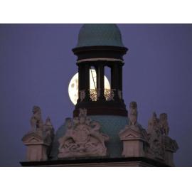 Moon over the Dunedin Railway Station