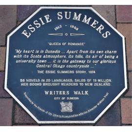 Essie Summers plaque unveiling 