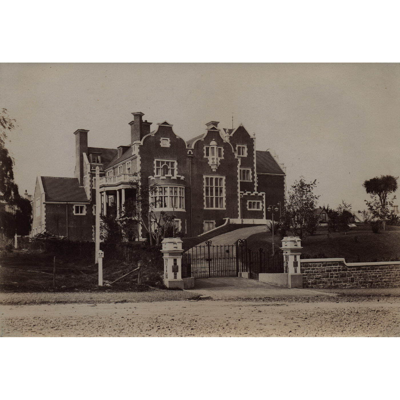 Interview with Jan Davies, Manager of Olveston Historic Home