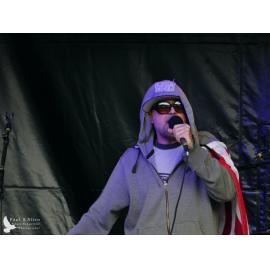 Waitati Music Festival by Paul S Allen: Robots in Love