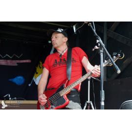 Waitati Music Festival by Paul S Allen: Shakes and the Trouble Makers