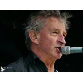 Waitati Music Festival by Paul S Allen: Shakes and the Trouble Makers