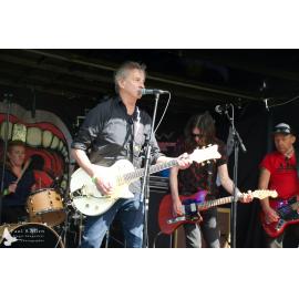 Waitati Music Festival by Paul S Allen: Shakes and the Trouble Makers