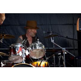 Waitati Music Festival by Paul S Allen: Skulldubbery