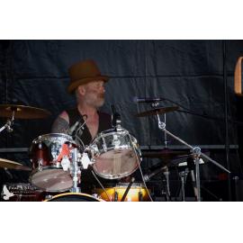 Waitati Music Festival by Paul S Allen: Skulldubbery