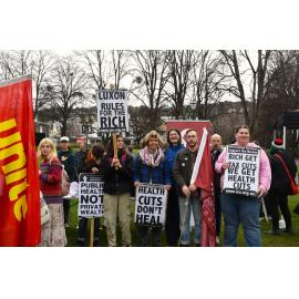 International Socialist Organisation members out in support of the nurses