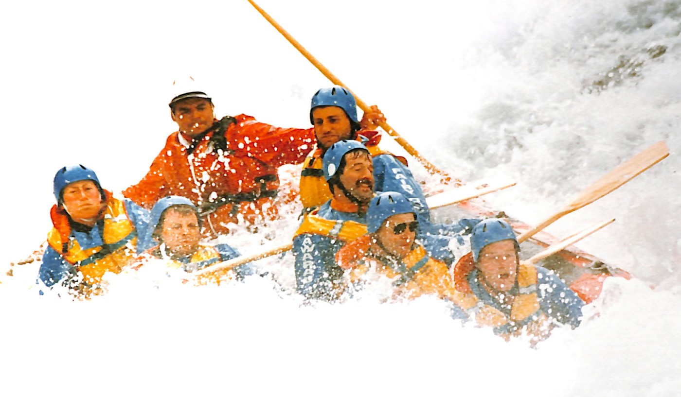 Rafting exercise on the Taieri Gorge
