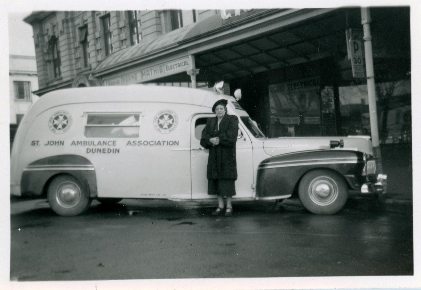 St John Ambulance 1950. https://dunedin.recollect.co.nz/nodes/view/200470